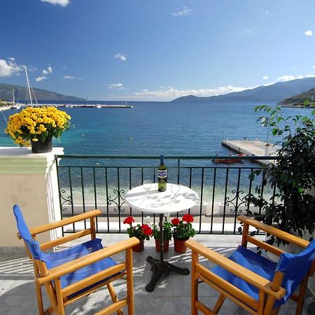 Alexis Studios And Apartments Agia Efimia Exterior photo